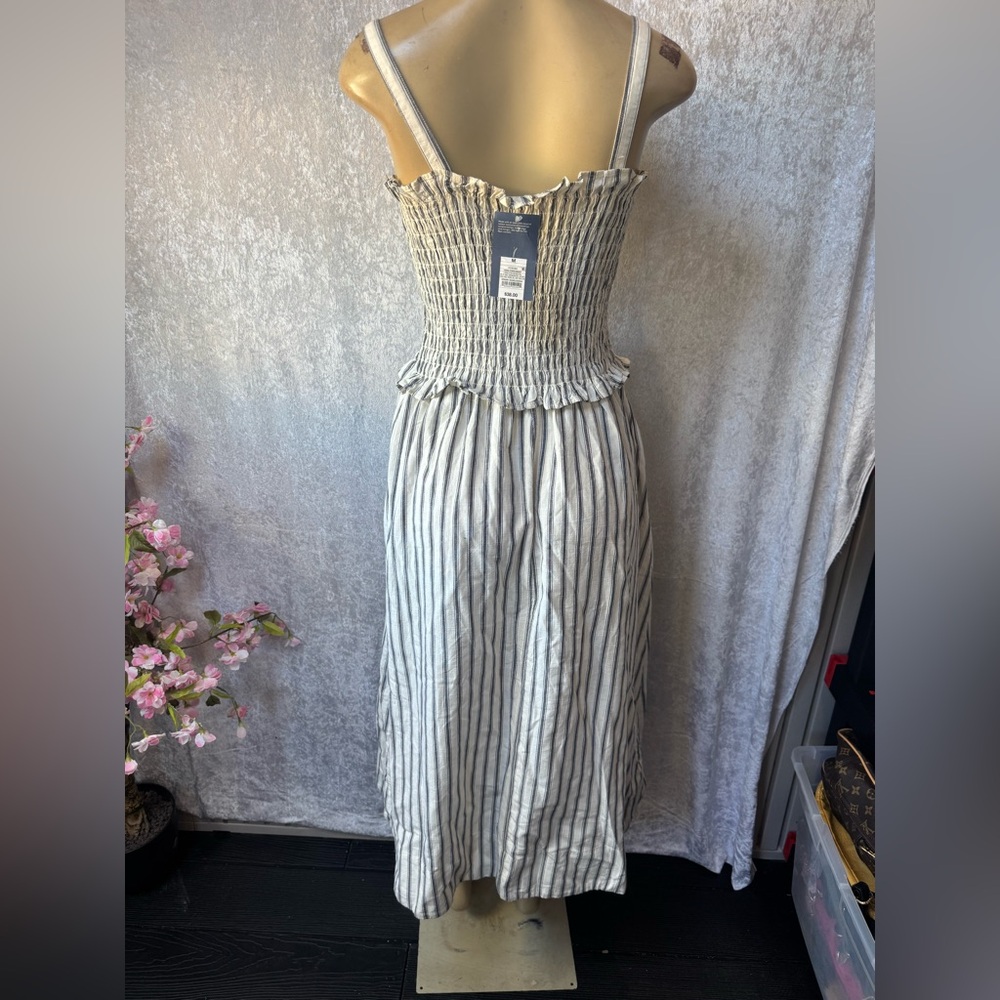 Universal Thread Strapless Gray and White Dress - Picture 7 of 9